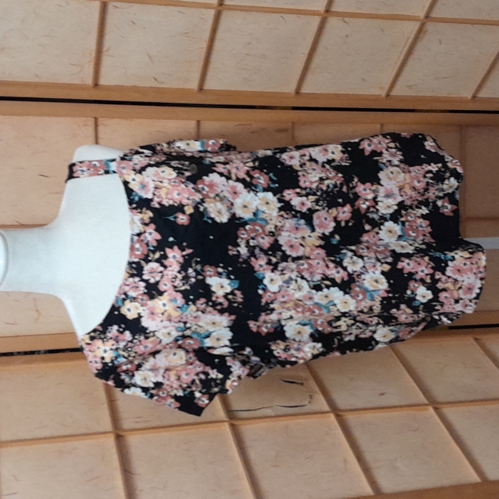 Maurices black floral off shoulder blouse size 1X